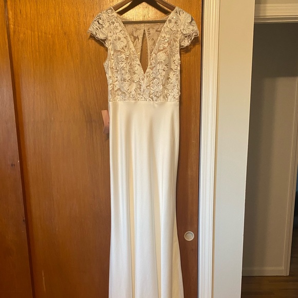 New with Tags - Jenny Yoo, Size 6 Ambrose Dress - Picture 5 of 10